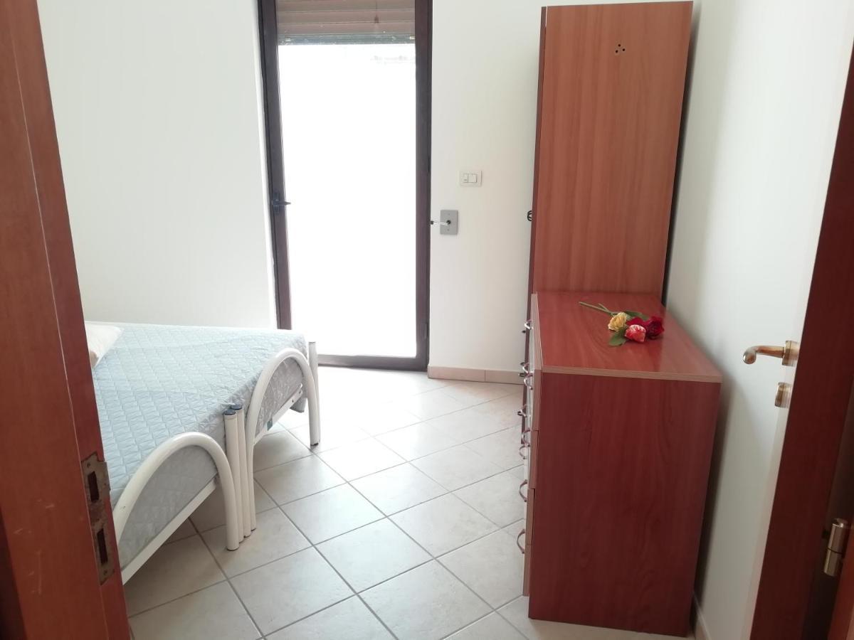Maresalento Villetta Maria 玛丽娜迪曼卡维萨 外观 照片