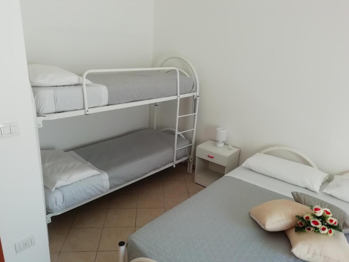 Maresalento Villetta Maria 玛丽娜迪曼卡维萨 外观 照片
